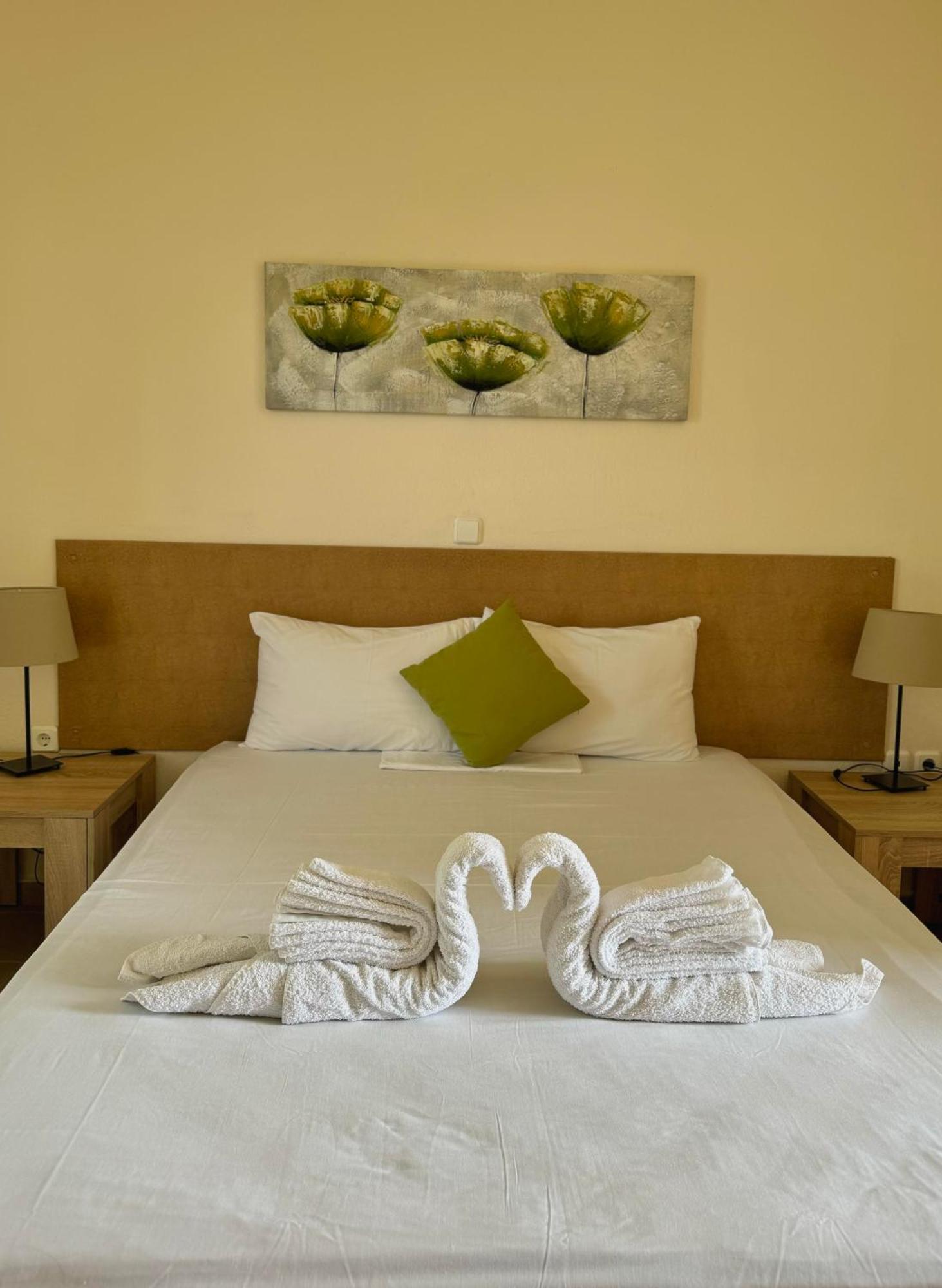 Hotel Dafnes House Fourka Exterior foto